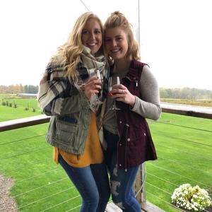 Meet your Posher, Jenna